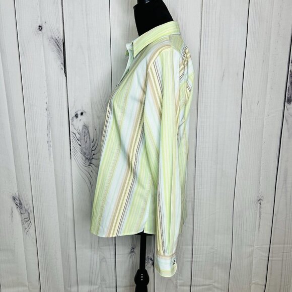 Pendleton Womens Sz 10P Petite Button Up Shirt Non Iron Shaped Fit Multicolor - Picture 6 of 11